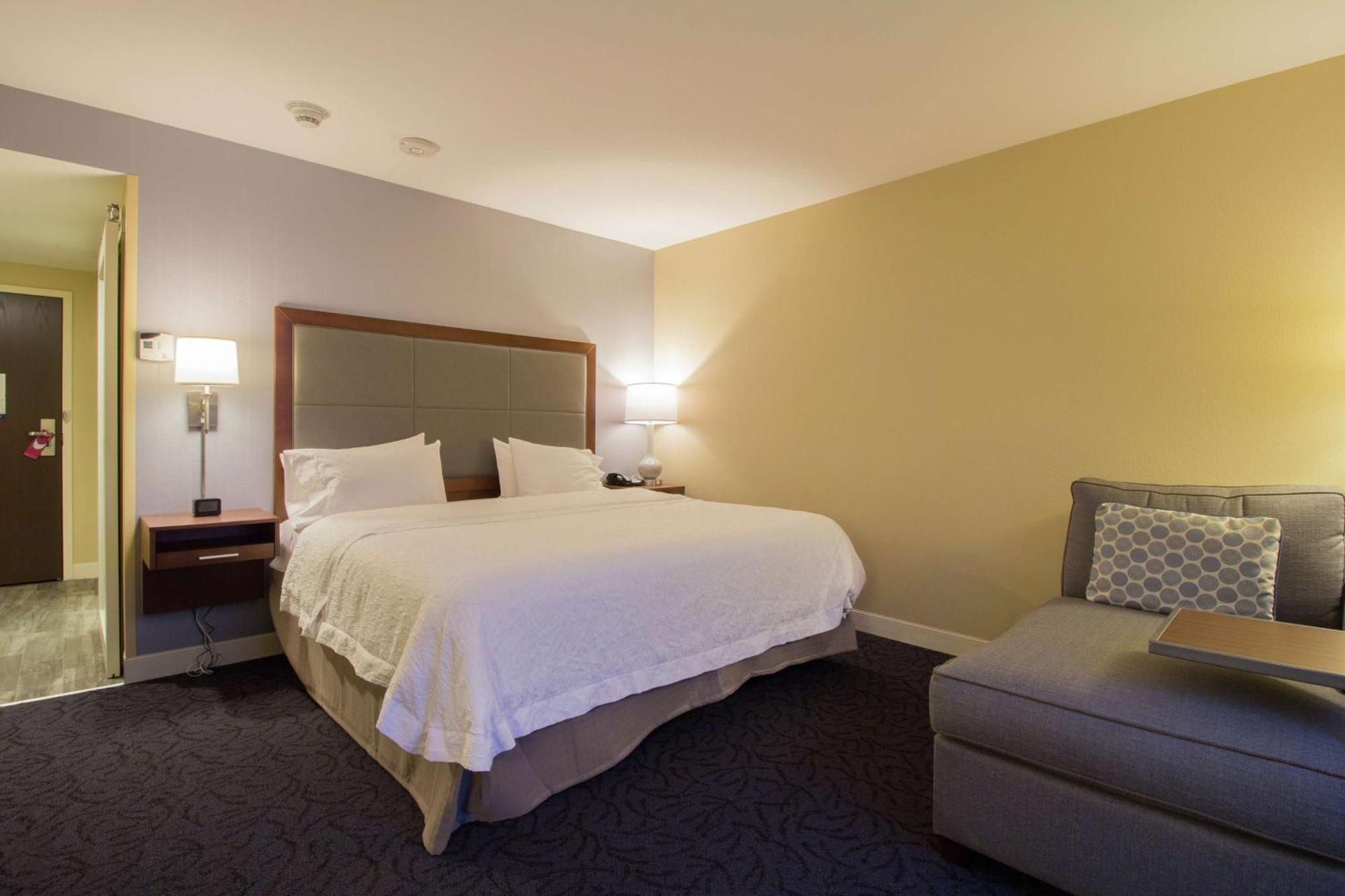 Hampton Inn & Suites Cazenovia, Ny Bagian luar foto