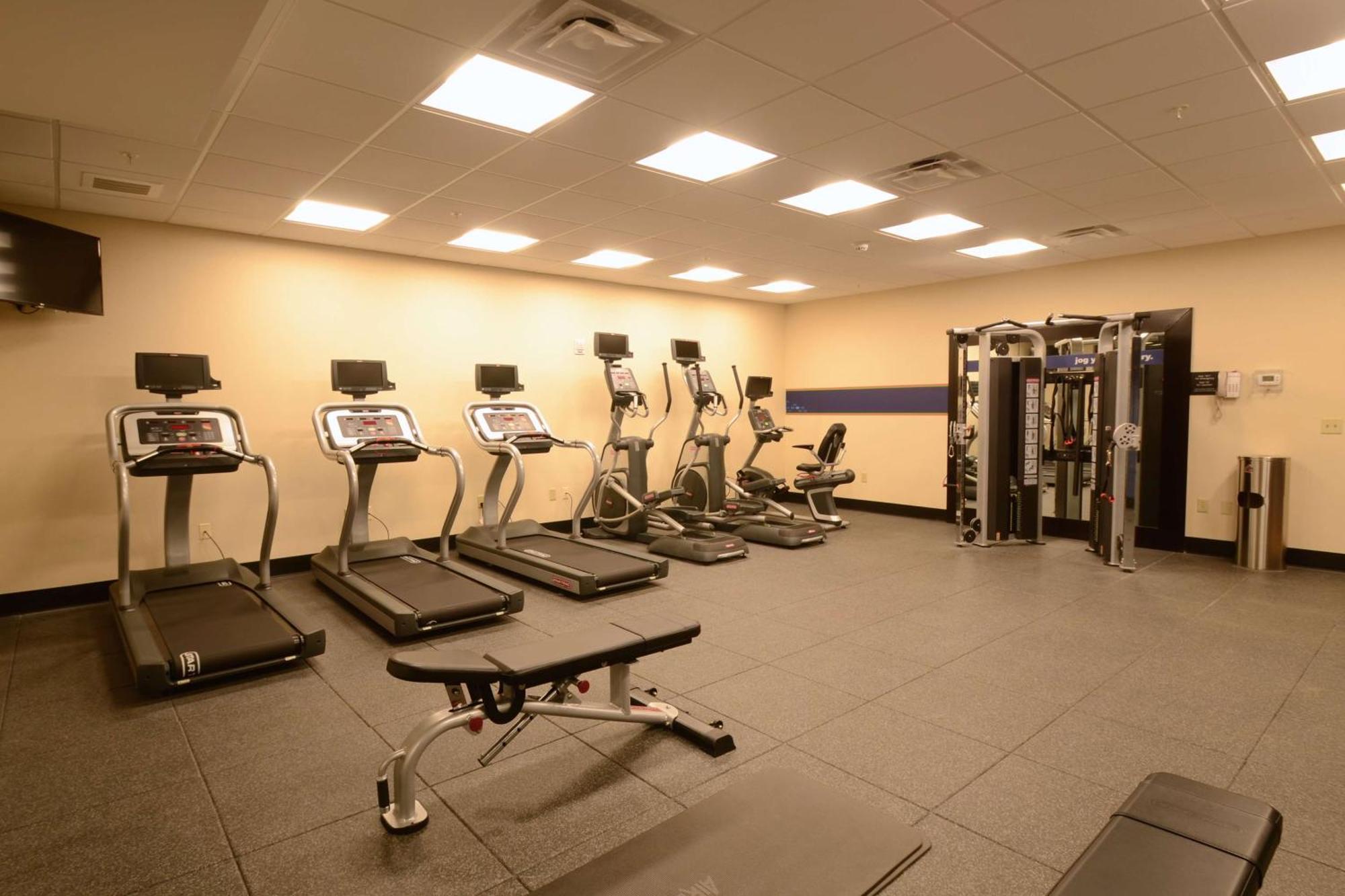 Hampton Inn & Suites Cazenovia, Ny Bagian luar foto