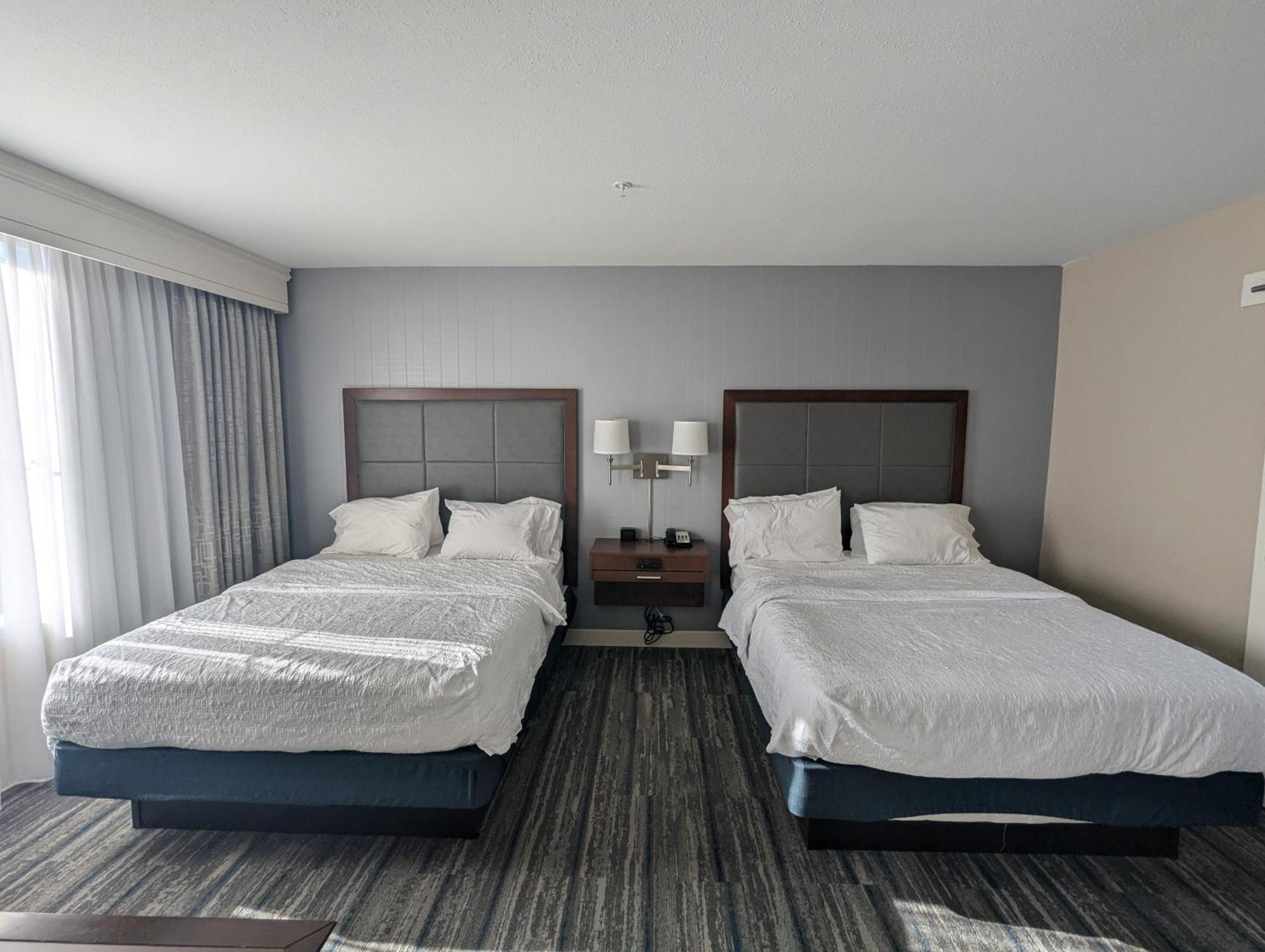 Hampton Inn & Suites Cazenovia, Ny Bagian luar foto