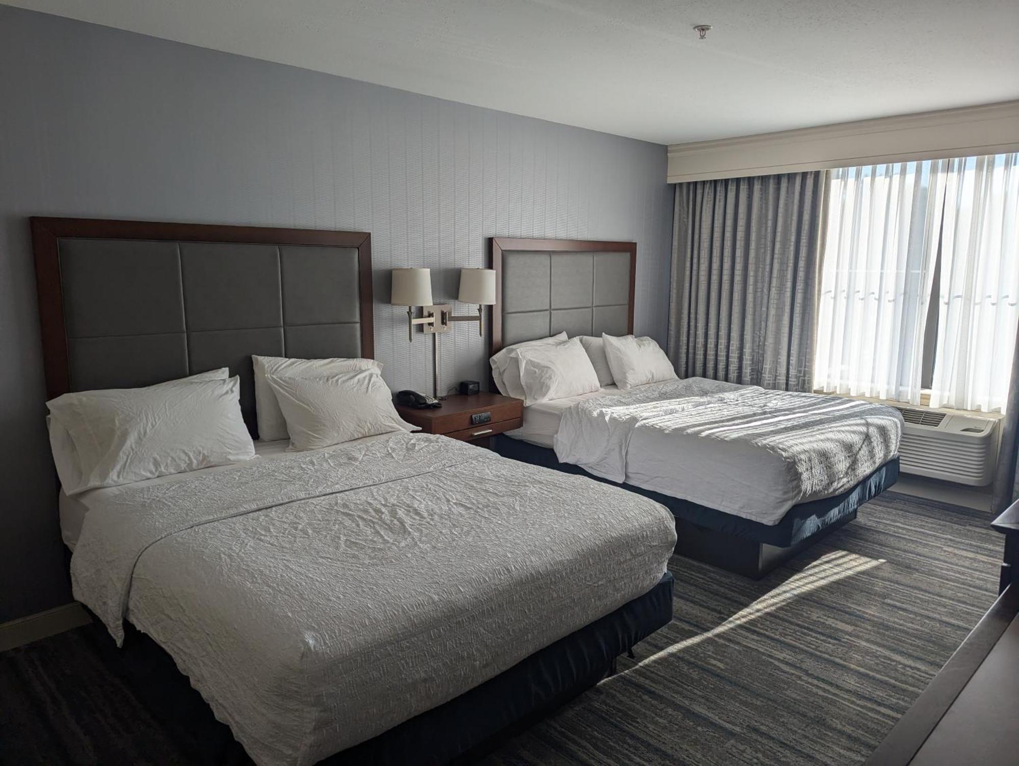 Hampton Inn & Suites Cazenovia, Ny Bagian luar foto
