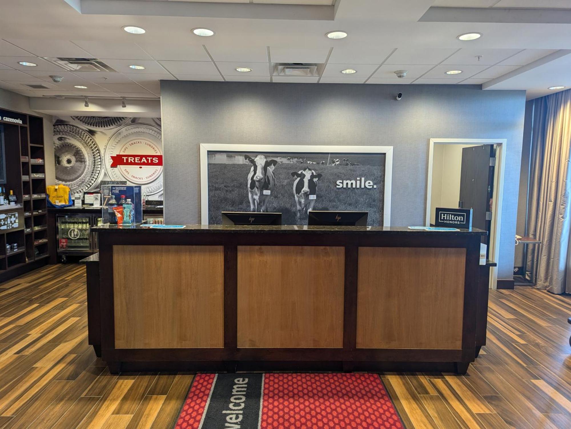 Hampton Inn & Suites Cazenovia, Ny Bagian luar foto